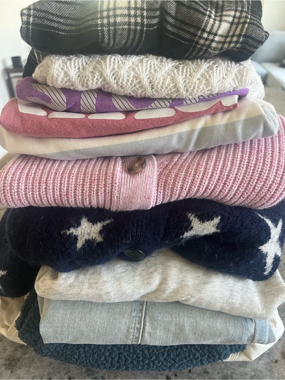 Lot/Bundle of 11 Old Navy Jackets, Vest, Sweaters, L/S Tops - Size L (10-12)